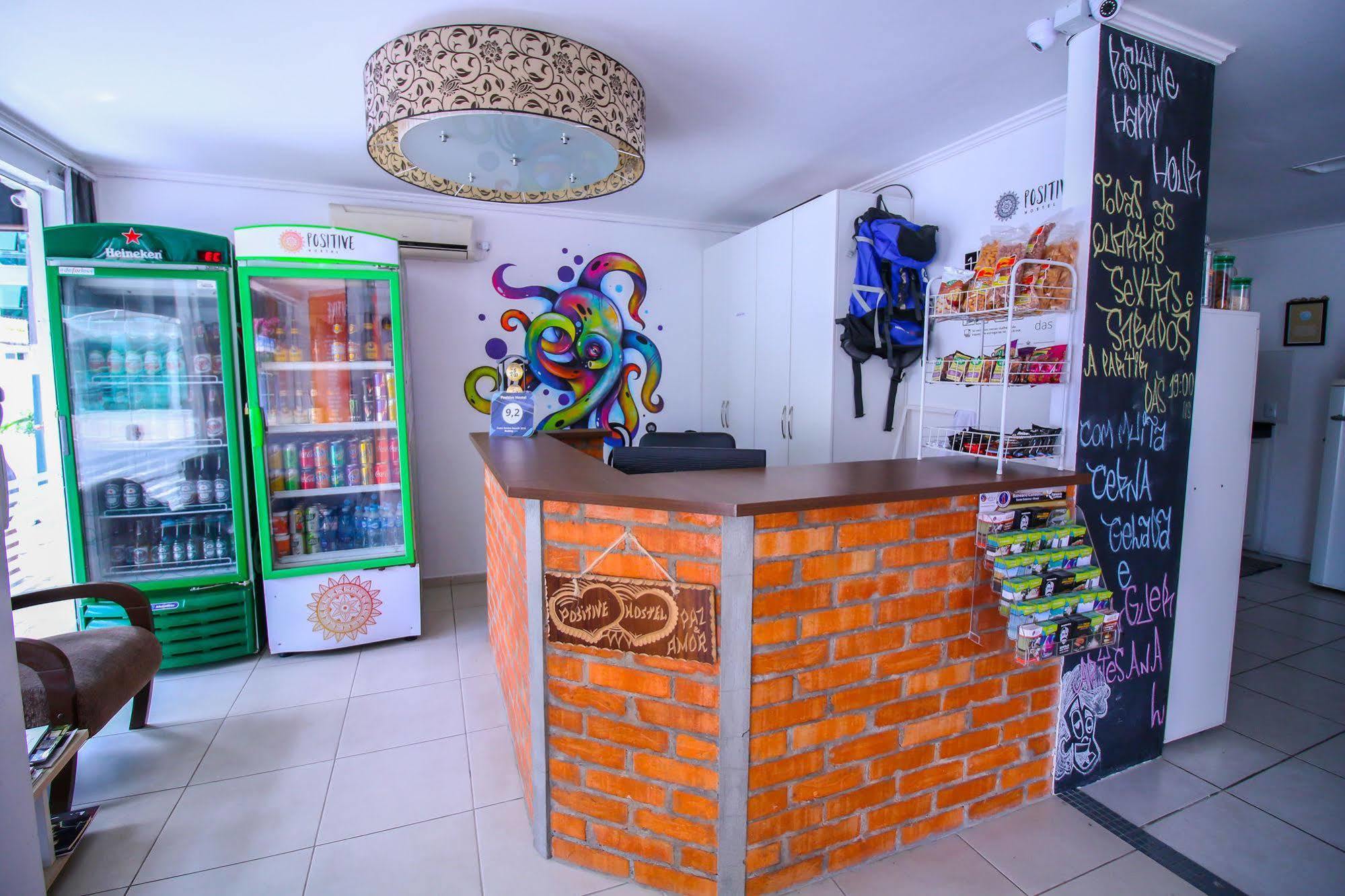 Positive Hostel Balneario Camboriu Exterior photo